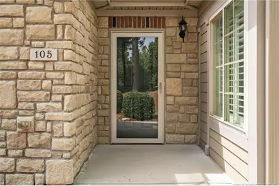 105 E Chelsea Court, Southern Pines, NC 28387 - Photo 4