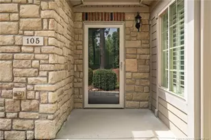 105 E Chelsea Ct, Southern Pines, NC 28387 - Photo 4