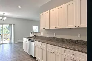 339 N Stephens St, Southern Pines, NC 28387 - Photo 2