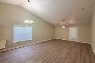 5334 Holland Park Ave, Fayetteville, NC 28314 - Photo 4