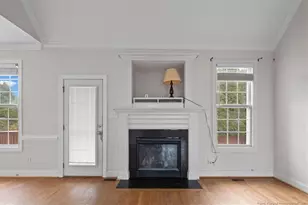 3033 Southridge Ct, Fayetteville, NC 28306 - Photo 8