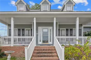 6145 Woodspring Dr, Hope Mills, NC 28348 - Photo 4