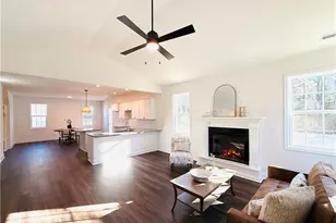 328 Sacksonia St, Raeford, NC 28376 - Photo 12