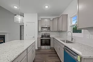 1017 Ivory Ln, West End, NC 27376 - Photo 8