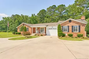 2483 W Carthage Rd, Lumberton, NC 28360 - Photo 2