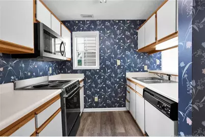 2701 Preston Woods Lane #9, Fayetteville, NC 28304 - Photo 12