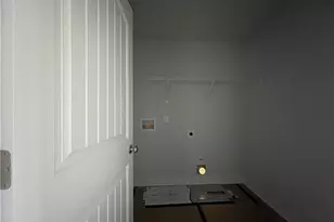 1723 Man-O-War Dr, Hope Mills, NC 28348 - Photo 12