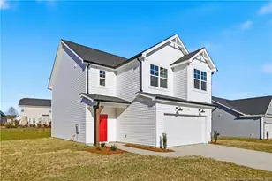 1723 Man-O-War Dr, Hope Mills, NC 28348 - Photo 2