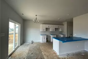 1723 Man-O-War Dr, Hope Mills, NC 28348 - Photo 4