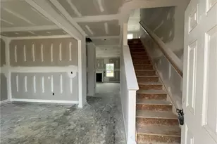 1712 Man-O-War Dr, Hope Mills, NC 28348 - Photo 2