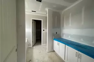 1712 Man-O-War Dr, Hope Mills, NC 28348 - Photo 16