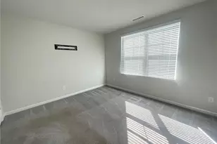 4923 Southern Magnolia Dr, Raleigh, NC 27604 - Photo 4