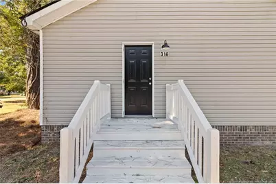 316 Edens Avenue, Lumberton, NC 28358 - Photo 4