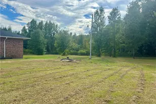 634 Dallas Rd, Lumberton, NC 28358 - Photo 4