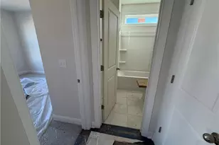 611 Cresswell Moor Wy, Fayetteville, NC 28311 - Photo 4