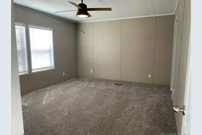 28 Bermuda Drive, Saint Pauls, NC 28384 - Photo 4