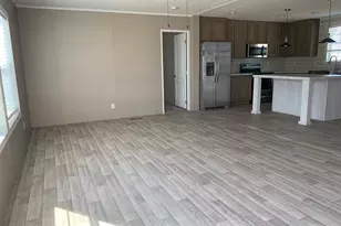 28 Bermuda Dr, Saint Pauls, NC 28384 - Photo 2