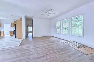 158 Acadiana Dr, Parkton, NC 28371 - Photo 8