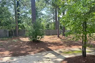 2652 Middle Br Bnd, Fayetteville, NC 28304 - Photo 4