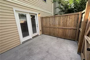 2652 Middle Br Bnd, Fayetteville, NC 28304 - Photo 2