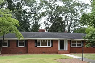 309 W 26th St, Lumberton, NC 28358 - Photo 1