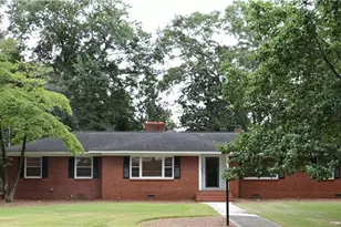 309 W 26th St, Lumberton, NC 28358 - Photo 2