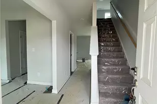 1732 Man-O-War Dr, Hope Mills, NC 28348 - Photo 2