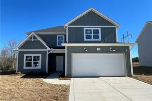 1736 Man-O-War Dr, Hope Mills, NC 28348 - Photo 1