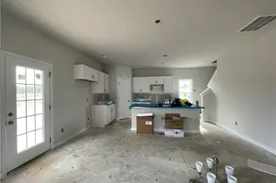 1736 Man-O-War Dr, Hope Mills, NC 28348 - Photo 6