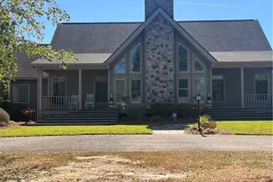 1302 Oakridge Blvd, Lumberton, NC 28358 - Photo 2