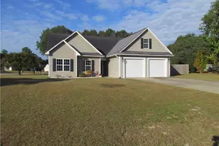 115 Besley Ct, Raeford, NC 28376 - Photo 2