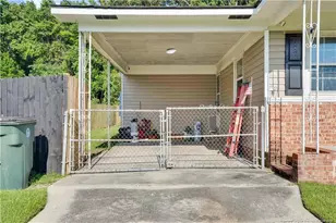 350 Longhorn Dr, Fayetteville, NC 28303 - Photo 4