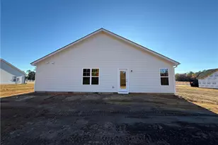 194 Dalton Dr, Lumber Bridge, NC 28357 - Photo 10