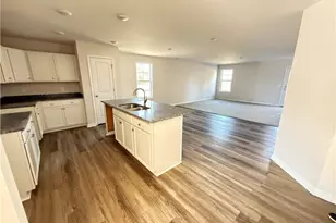 194 Dalton Dr, Lumber Bridge, NC 28357 - Photo 2