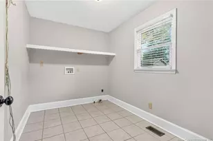 5451 Kentucky Ln, Hope Mills, NC 28348 - Photo 10