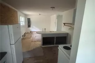 415 Brockington Rd, Fairmont, NC 28340 - Photo 6