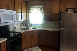 2067 N Broadridge Rd, Lumberton, NC 28358 - Photo 4