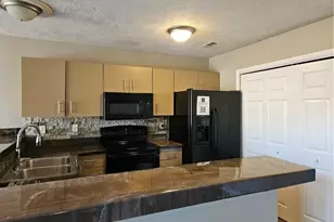 6756 Willowbrook, Fayetteville, NC 28314 - Photo 8