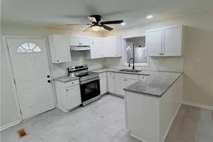 853 Shannon Dr, Fayetteville, NC 28303 - Photo 10