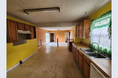 421 Durant Drive, Fayetteville, NC 28304 - Photo 8