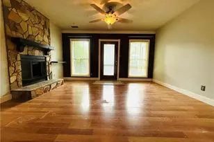 1908 Tryon Dr, Fayetteville, NC 28303 - Photo 4