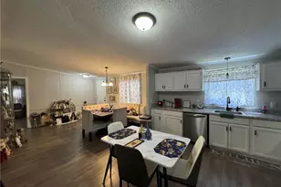 212 Grummen Rd, Hope Mills, NC 28348 - Photo 4