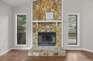 6905 Timberwood Dr, Fayetteville, NC 28314 - Photo 12