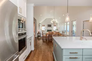 401 Bridgewater Dr, Sanford, NC 27330 - Photo 16