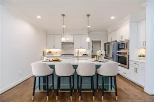 401 Bridgewater Dr, Sanford, NC 27330 - Photo 4