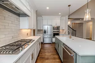 401 Bridgewater Dr, Sanford, NC 27330 - Photo 6