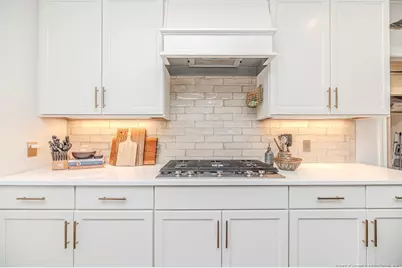 401 Bridgewater Drive, Sanford, NC 27330 - Photo 8