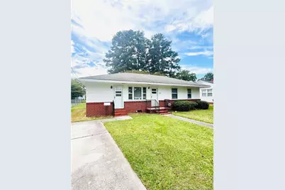 1407 Vance Drive, Lumberton, NC 28358 - Photo 2