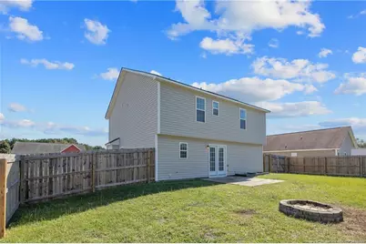 586 Broad Drive, Raeford, NC 28376 - Photo 6