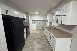 1810 Murchison Rd, Fayetteville, NC 28301 - Photo 6